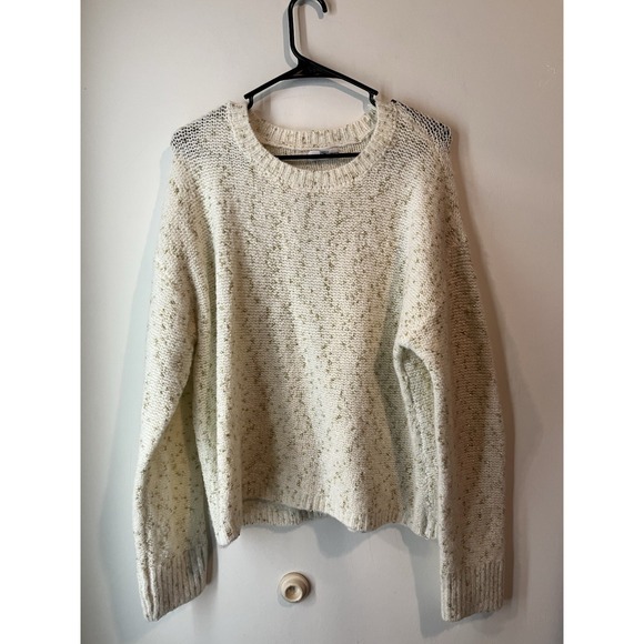 Calvin Klein Sweaters - Calvin‎ Klein Jeans Beige Sweater Gold Accents Size Large Loose Fit Knit